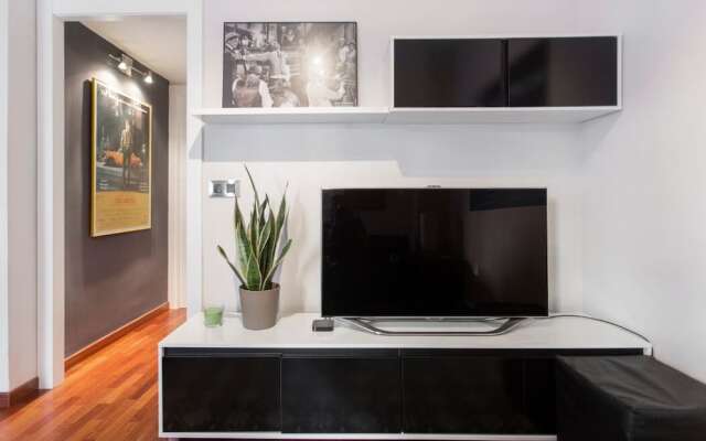 Centric Apartment Fira