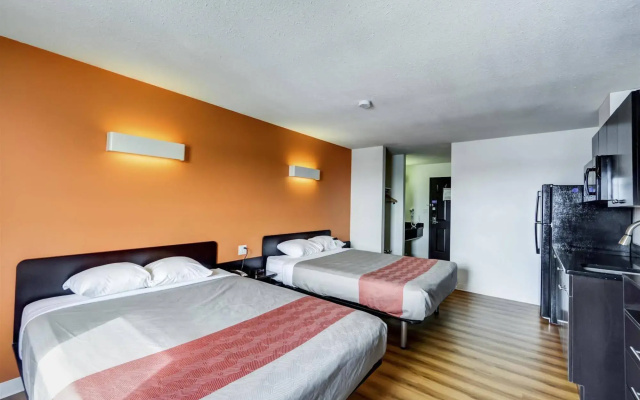 Joys Inn