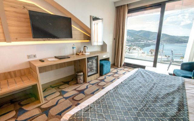 Blue Mudanya Hotel