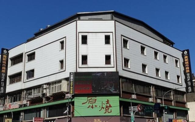Crystal City Hotel