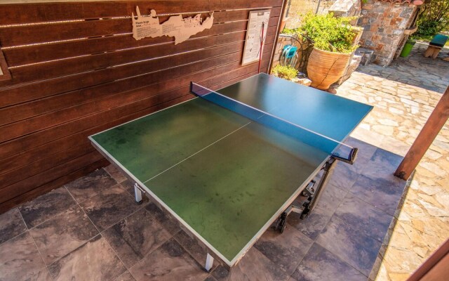 Amazing Home in Milatos, Lasithi With Wifi and 3 Bedrooms