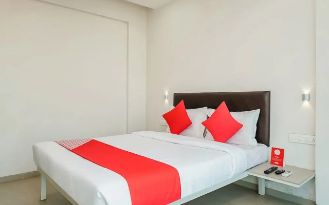 OYO 24792 Hotel Heramb
