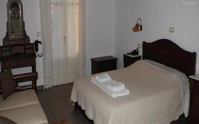 Hotel Messaria