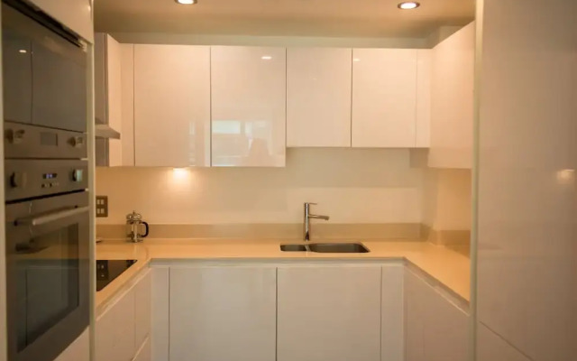 Lincoln Plaza Serviced Apartments Canary Wharf by TheSquare
