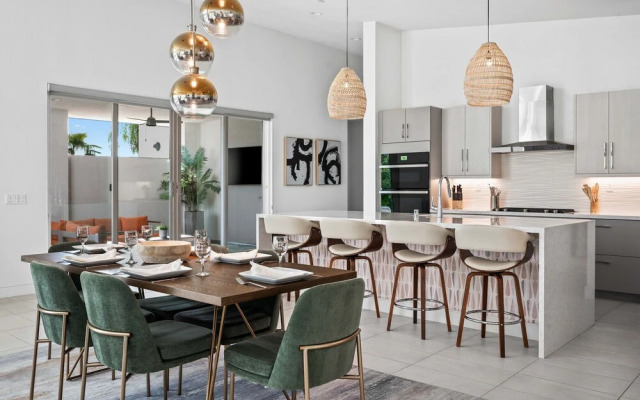 Chic Desert Oasis