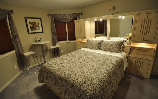 Cornerstone Bed and Breakfast