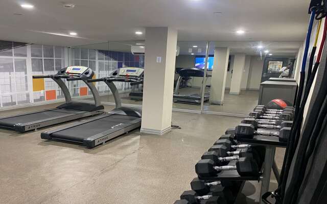 Best Western Plus City Line Hotel
