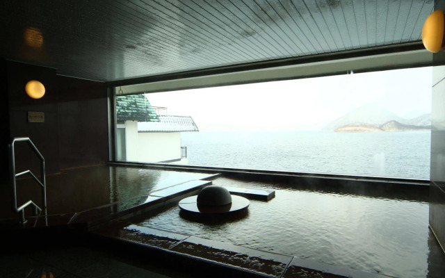 Zekkei No Yuyado Toya Kohantei Ryokan Abuta