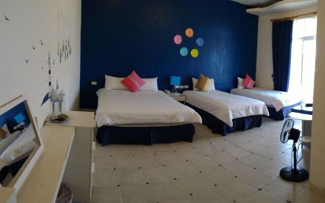 Bohemian Holiday Inn