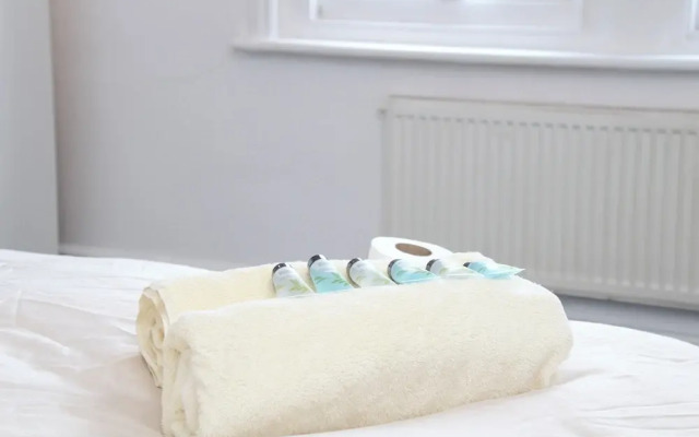 Cosy room in stafford road