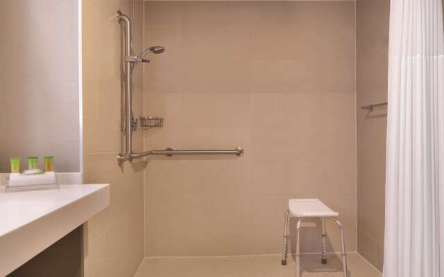 Park Inn by Radisson Brampton, On