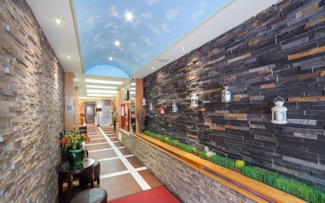 Hotel Mulberry