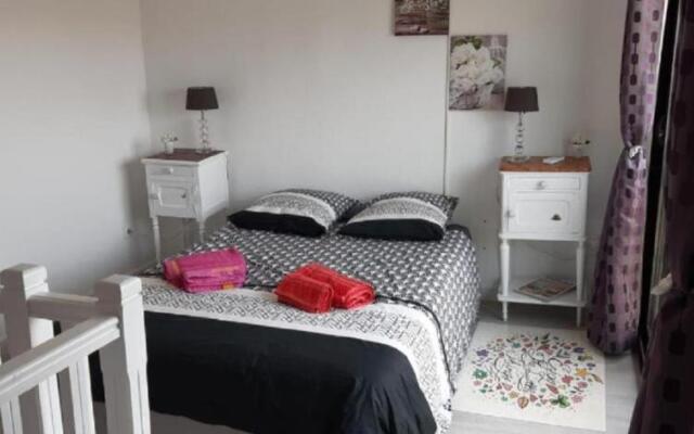 Appartement de charme avec terrasse tropézienne / Rooftop