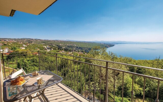 Nice Apartment in Opatija With Wifi and 3 Bedrooms