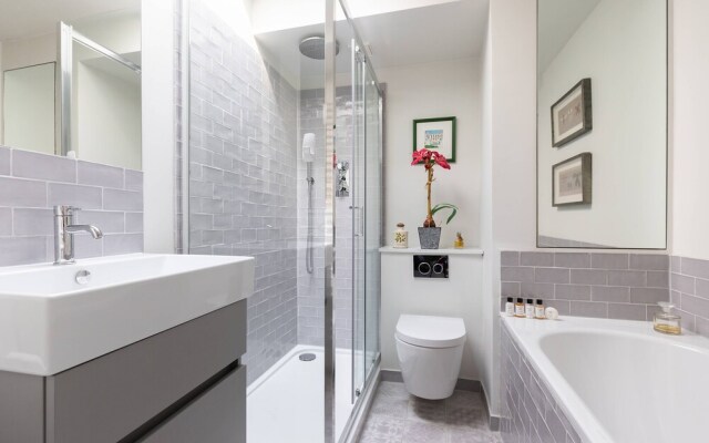 Elm Park Gardens XVI by Onefinestay