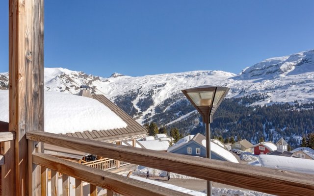 Authentic Apartment Located in the Le Grand Massif Ski Area