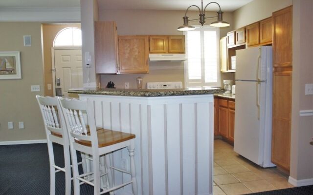 Runaway Beach - 2 Bd Villa (RW 21202)