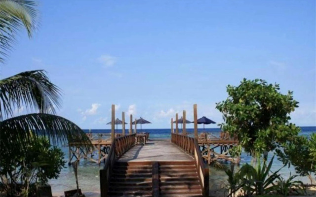 Wakatobi Patuno Diving & Beach Resort