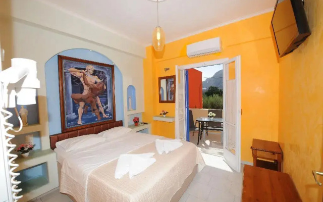 Orfeas Apartments
