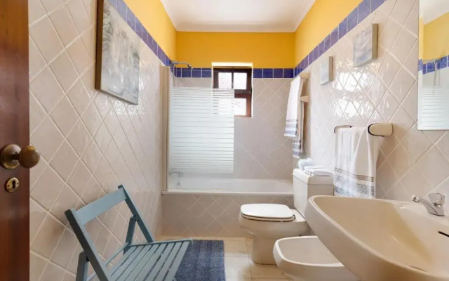 Cottage Sete Mares in Praia das Ma s