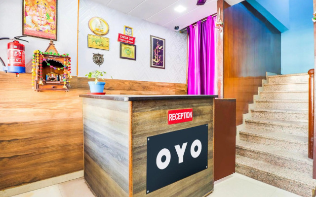 OYO HOME 92193 Gp Homestay
