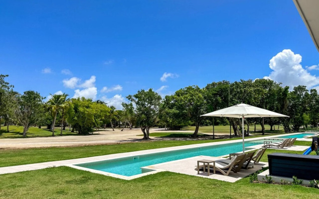 Fantastic Penthouse at Golf Course