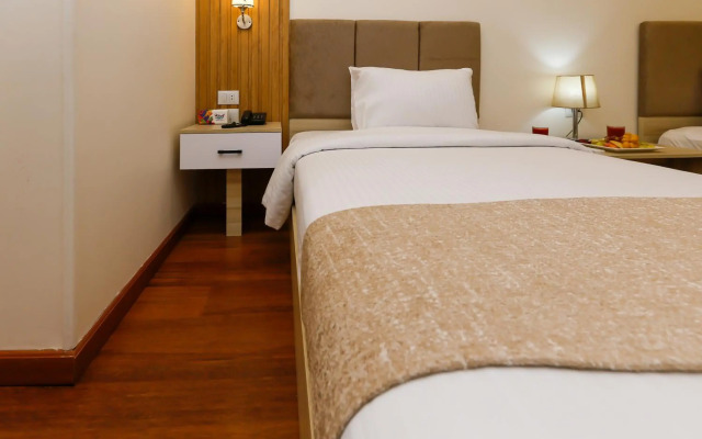 Pyramid Edge Hotel & Exclusive Pyramids View Rooftop