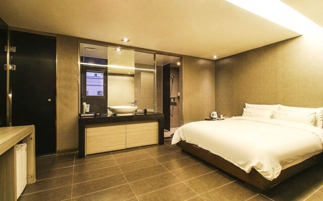 Haeundae Yeoubi Hotel