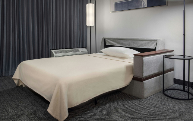 Courtyard by Marriott Norwalk