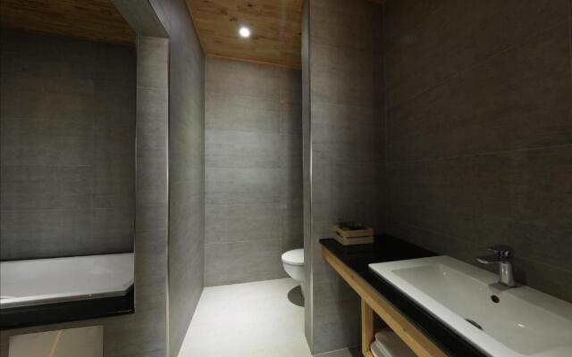 SkyeBay Club