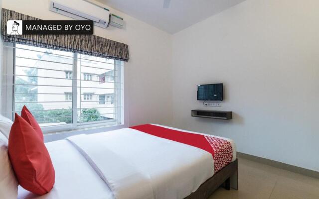 Super OYO Townhouse 1225 Chethana Inn