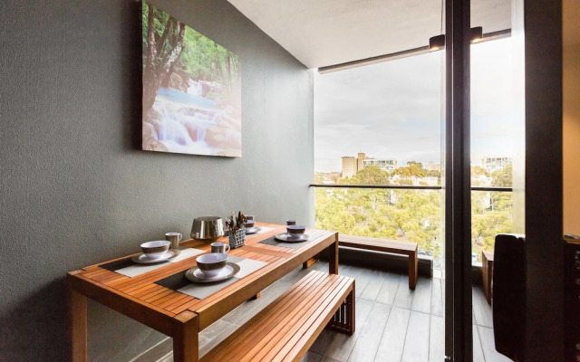 ESTHER, 2BDR South Yarra Apartment
