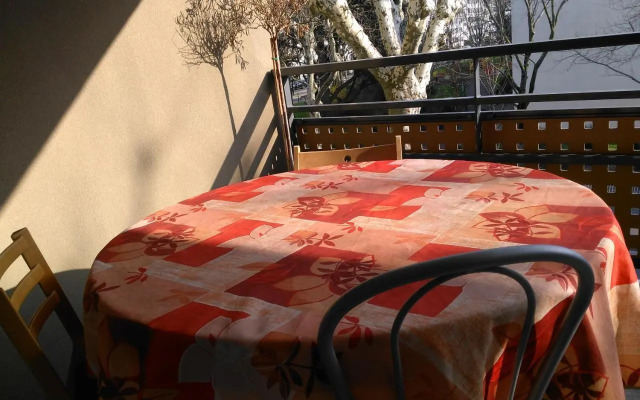 Appartement F3 Avec Parking Privee