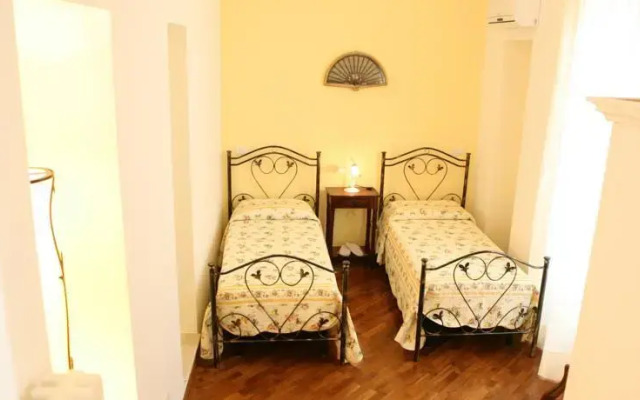 Gemma Di Jovia Bed  Breakfast