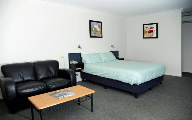 Tamar River Villas