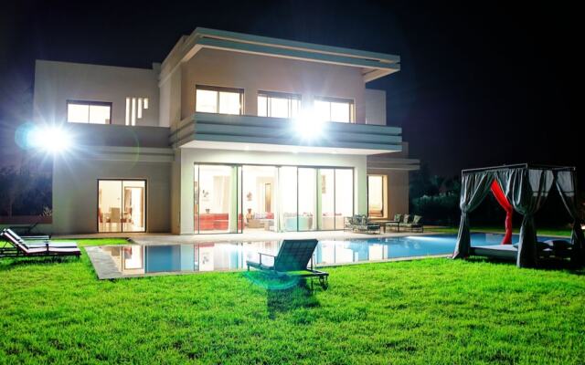 Plage Rouge Luxury Villas