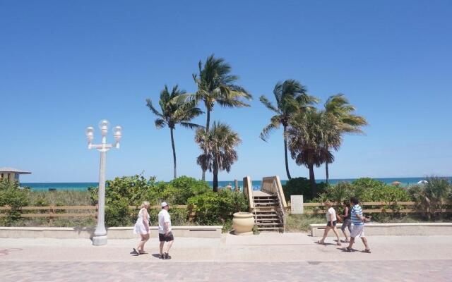 657 Apartment Hollywood Beach