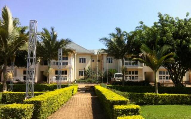 Hotel Alvers Mukono