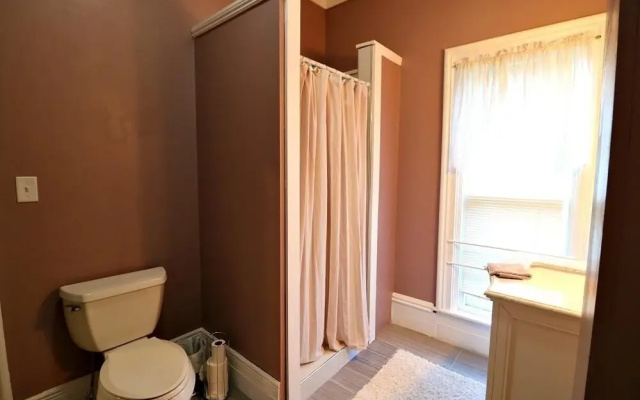 The Francis Rose House 3 Bedroom Home by Redawning