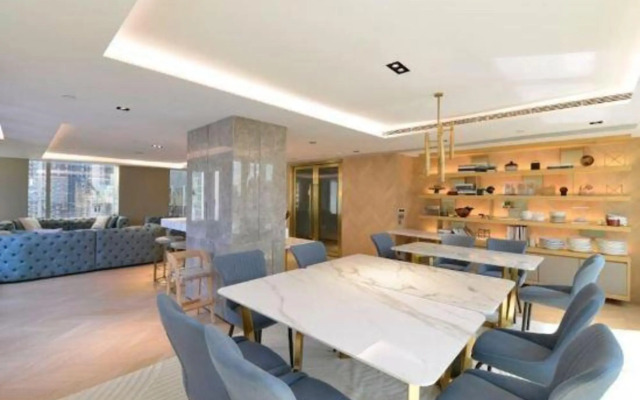338 Apartment