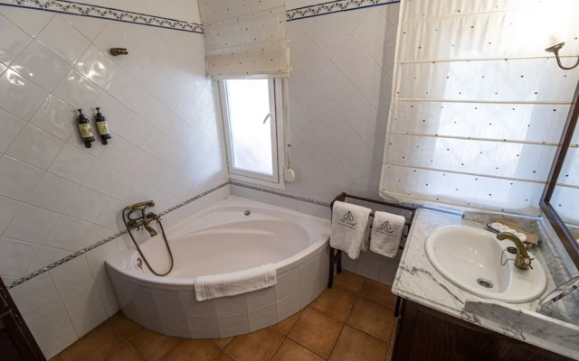 El Toril Glamping Experience