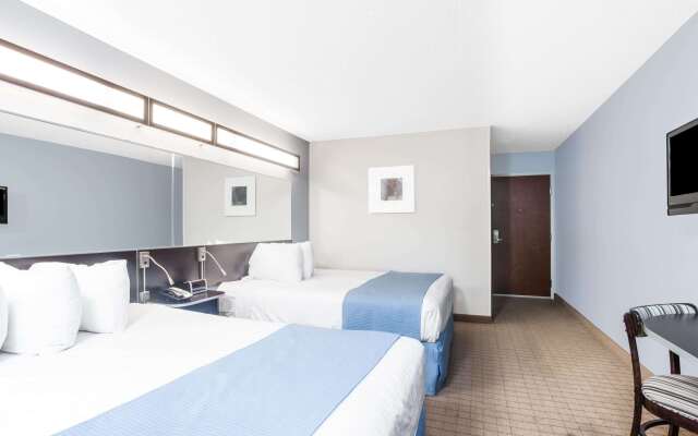 Microtel Inn & Suites by Wyndham Bath