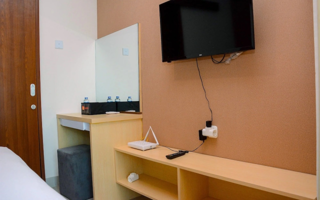 Minimalist and Homey 1BR Grand Kamala Lagoon Apartment