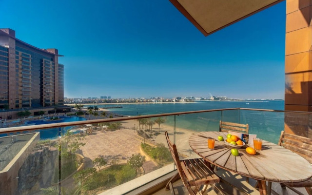 Pvt Beach Andaaz Residence