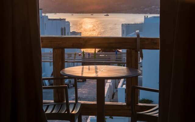 Piperaki Project Paros