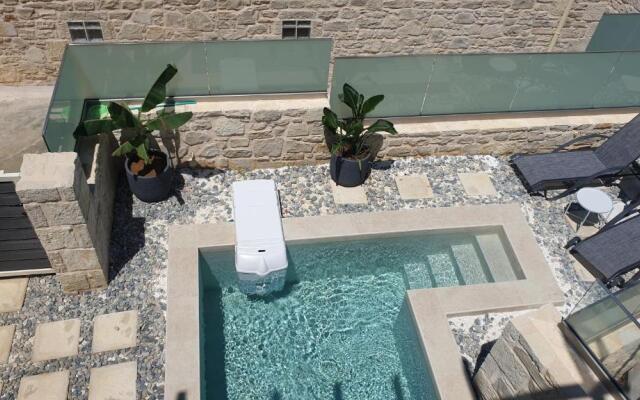 Zefyros Suite , Seafront retreat !