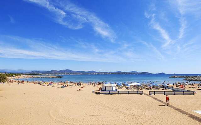 House With 3 Bedrooms in Saint-raphaël, With Wonderful Mountain View,