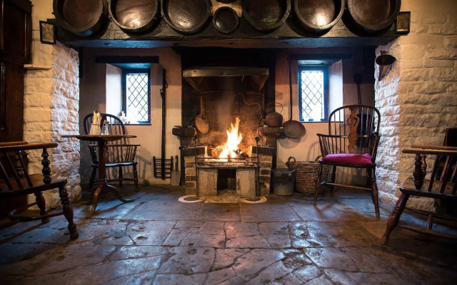 The Fleece Inn
