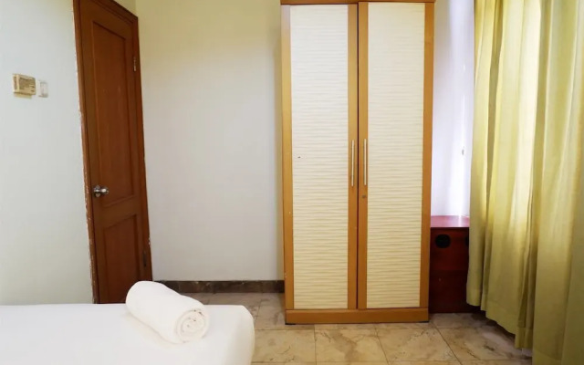 Spacious 2br Slipi Apartment Near Senayan