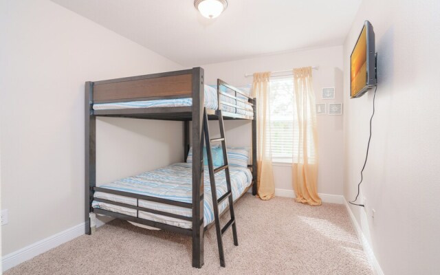 Pride of PCB Modern Townhome With Pool